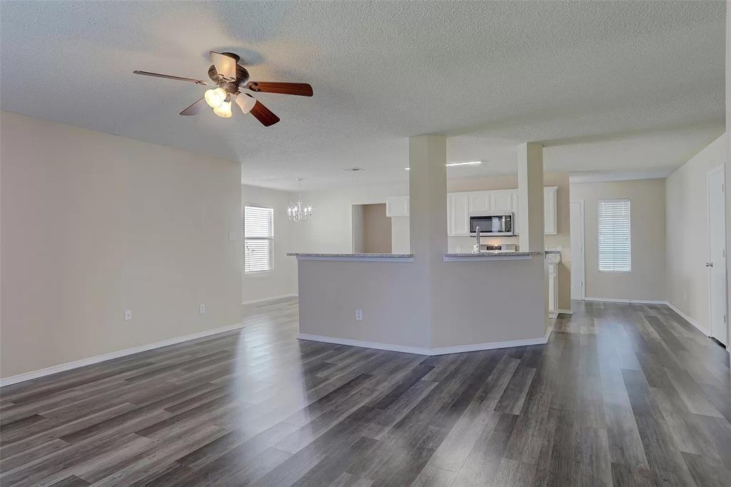 9929 George Washington Drive Property Photo 6