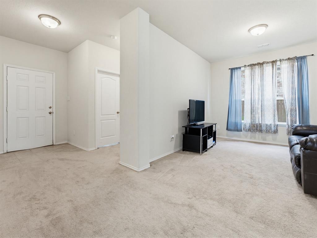 2012 Brenham Drive Property Photo 5