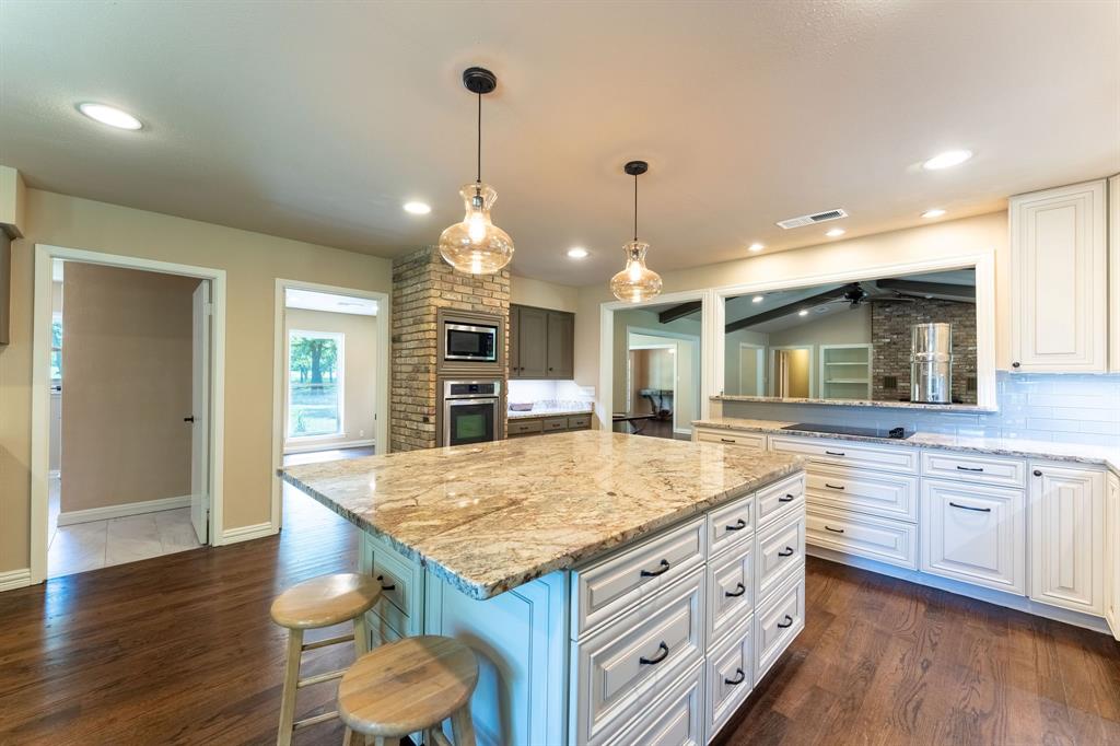 27659 Us Highway 377 Property Photo 6