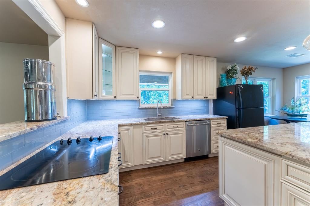 27659 Us Highway 377 Property Photo 20