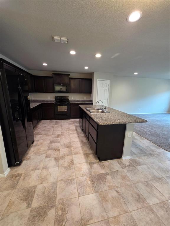 7504 Boat Wind Road Property Photo 9