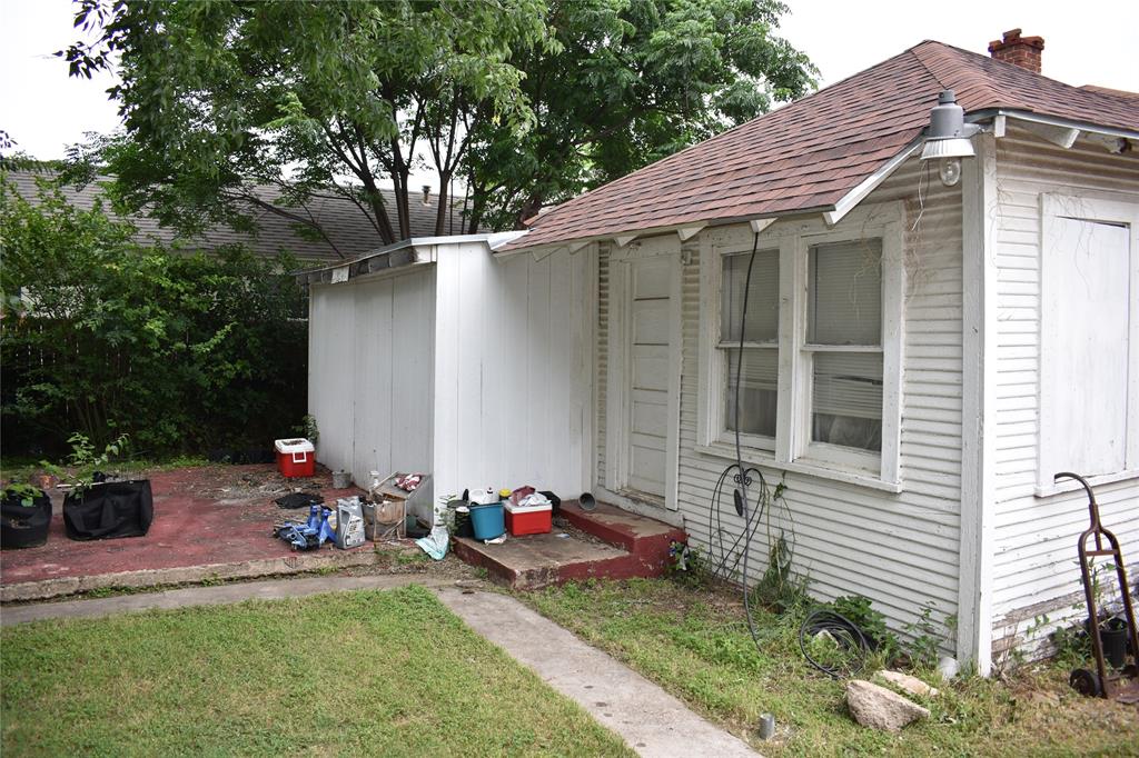 811 Buckalew Street Property Photo 30