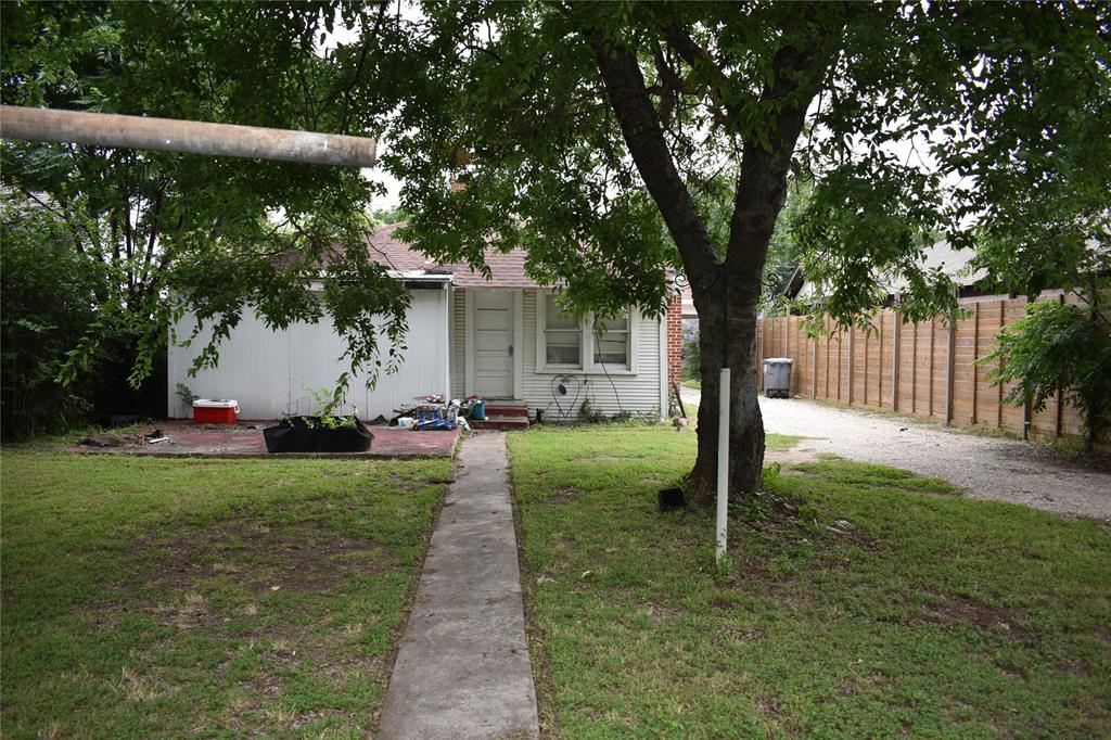 811 Buckalew Street Property Photo 33