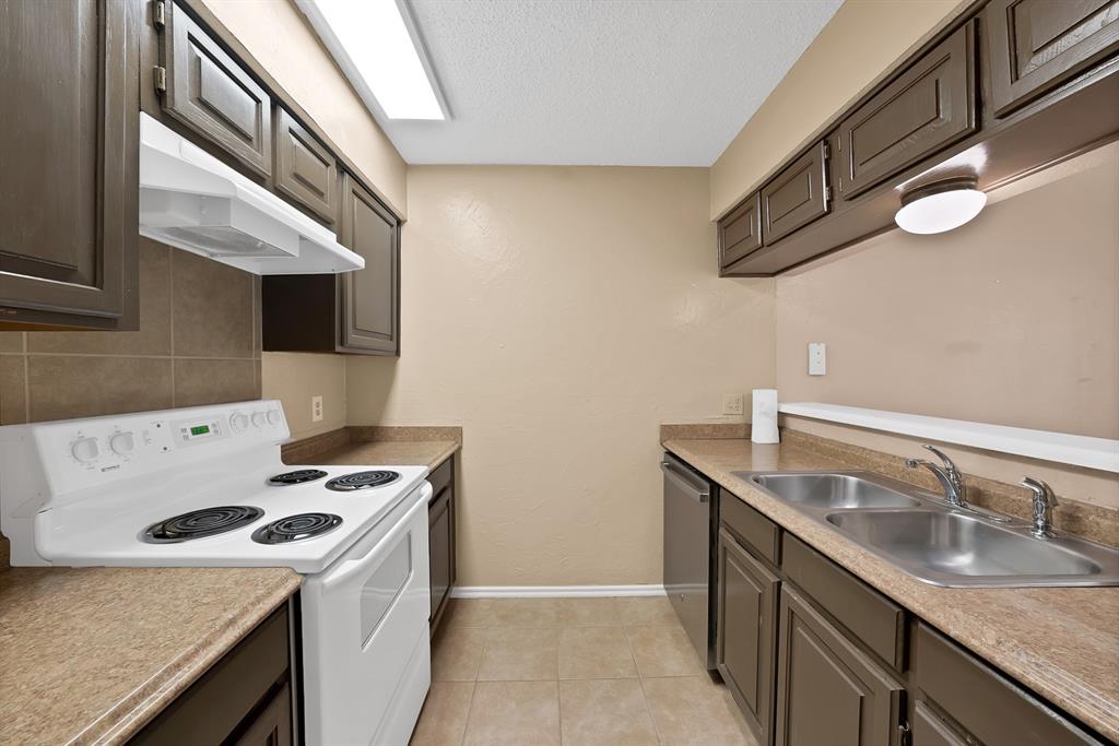 935 Cedarland Boulevard Property Photo 17