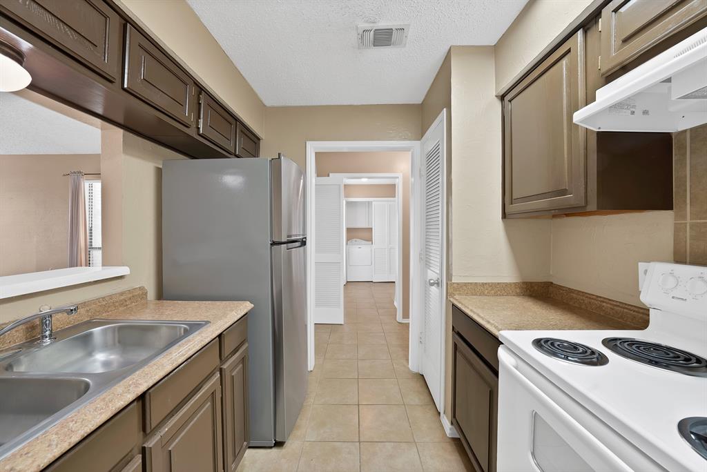 935 Cedarland Boulevard Property Photo 18