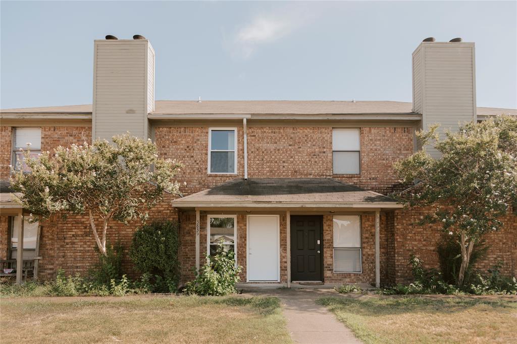 5833 Shadydell Drive Property Photo 1