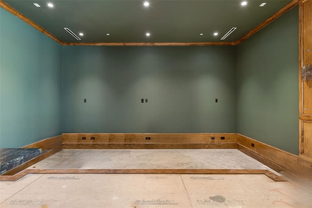 801 Walden Pond Way Property Photo 24