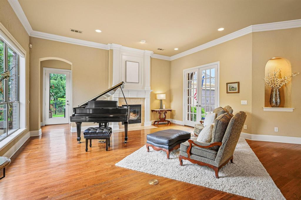 1320 Lakeview Drive Property Photo 7