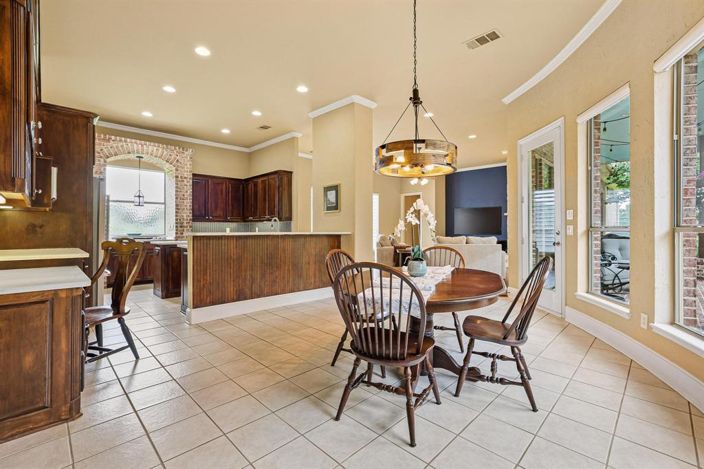 1320 Lakeview Drive Property Photo 8
