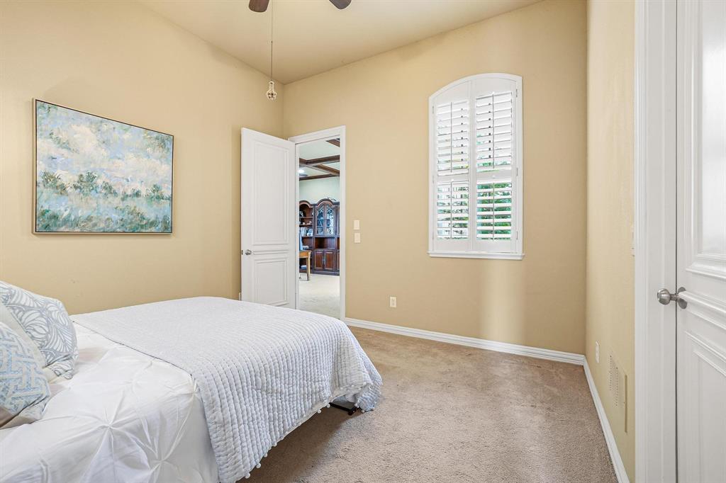 1320 Lakeview Drive Property Photo 24