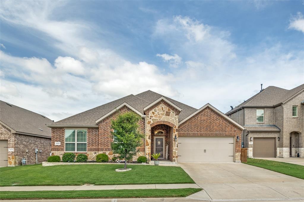 2929 Crossbow Lane Property Photo 4
