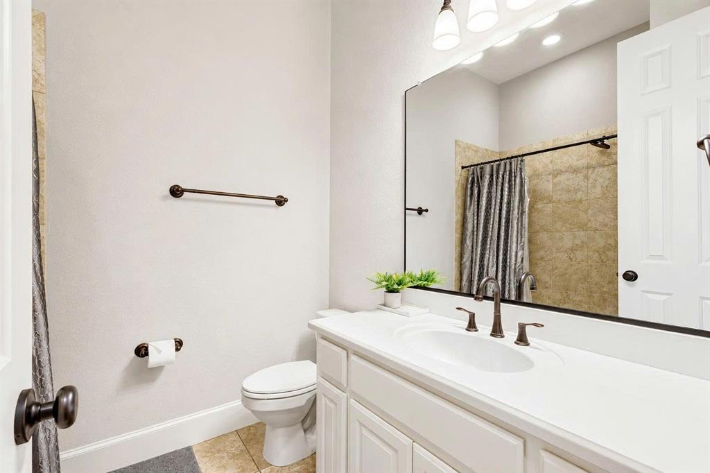 864 Willow Winds Street Property Photo 32