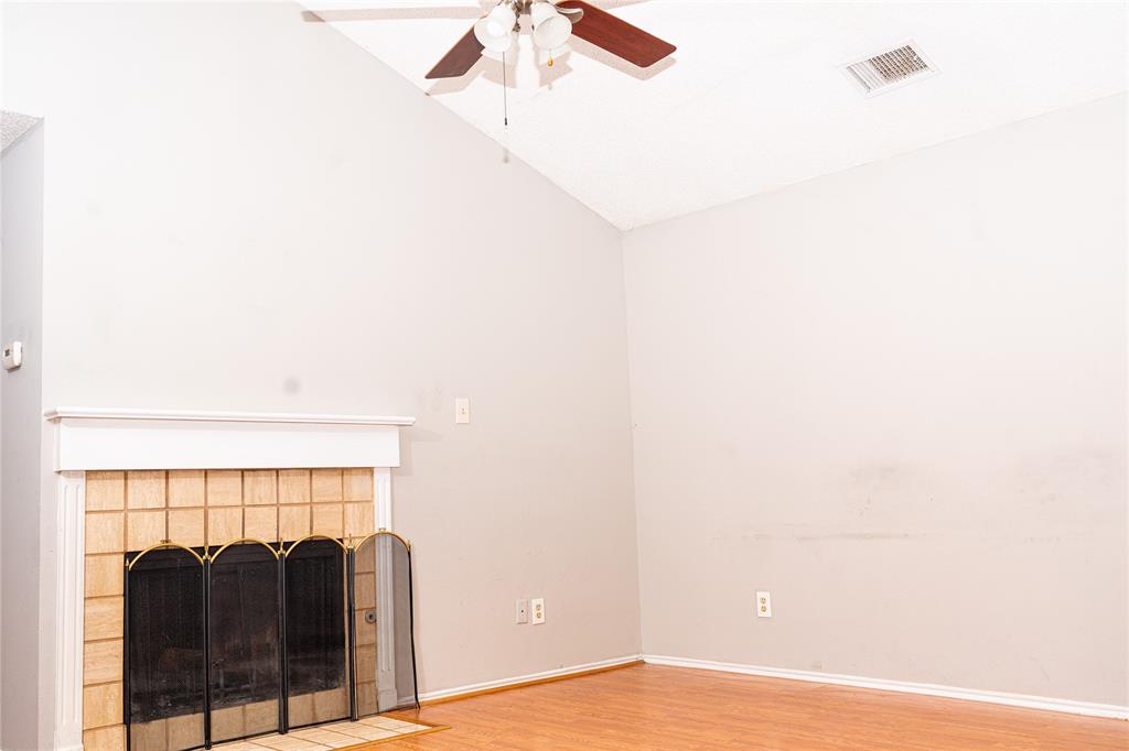 4950 Rolling Vista Property Photo 5