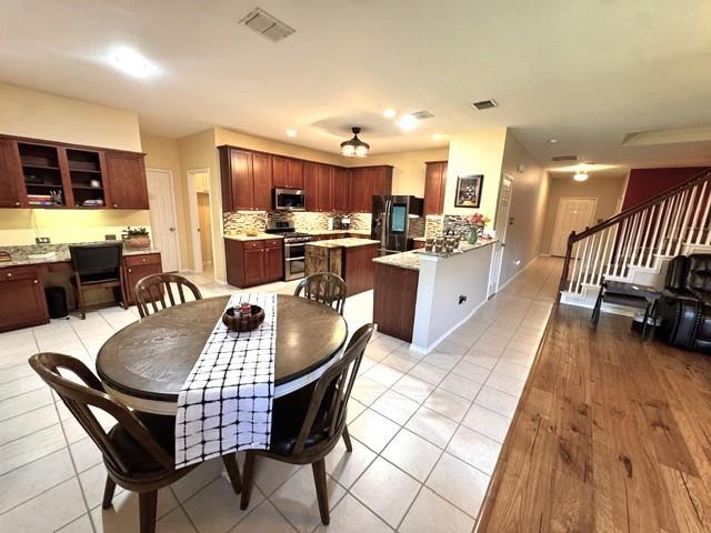 5832 Rubblestone Drive Property Photo 9