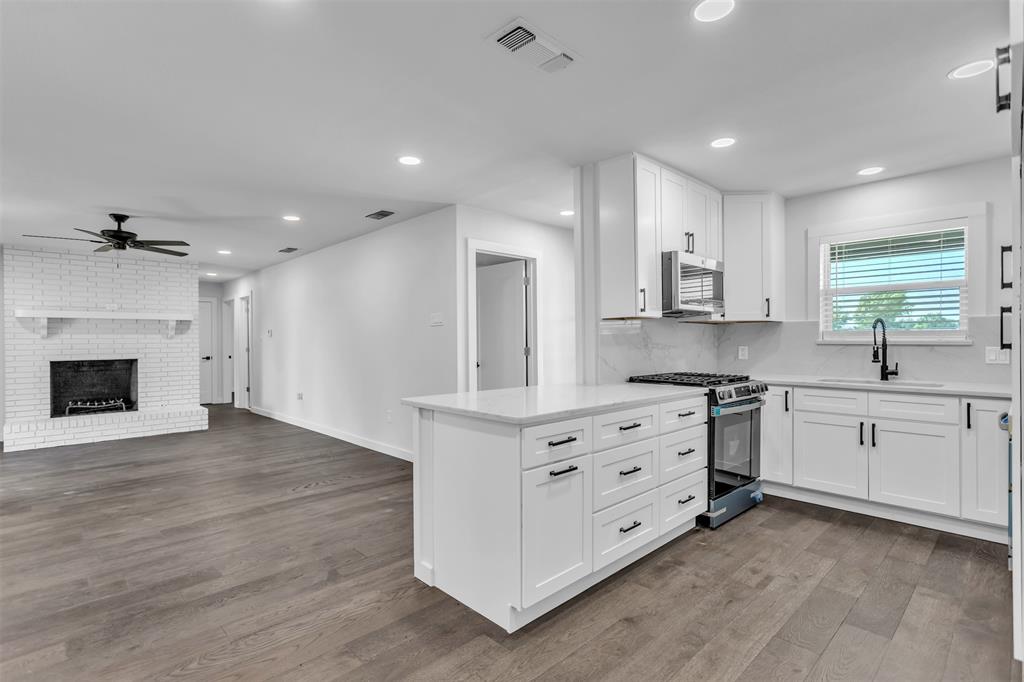 110 Twin Circle Property Photo 1