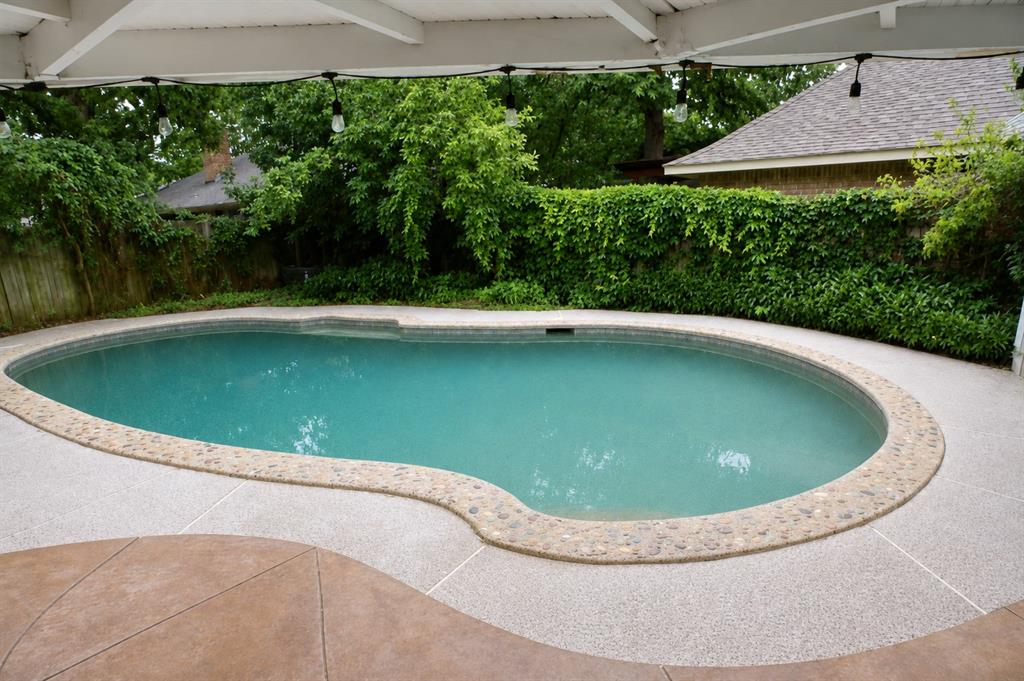 3302 Westgrove Drive Property Photo 2