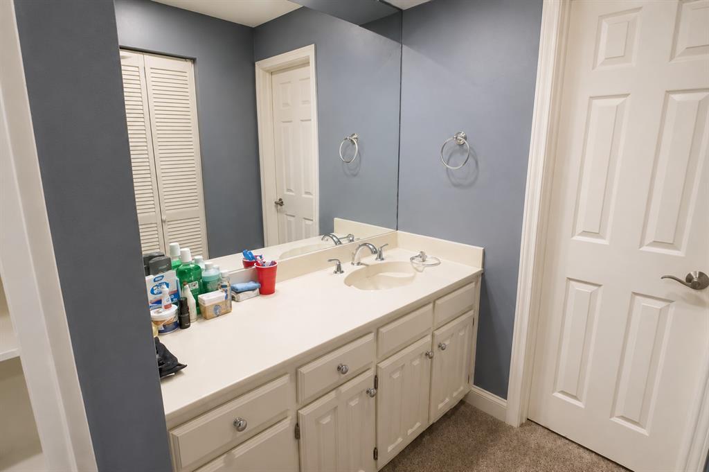 3302 Westgrove Drive Property Photo 22
