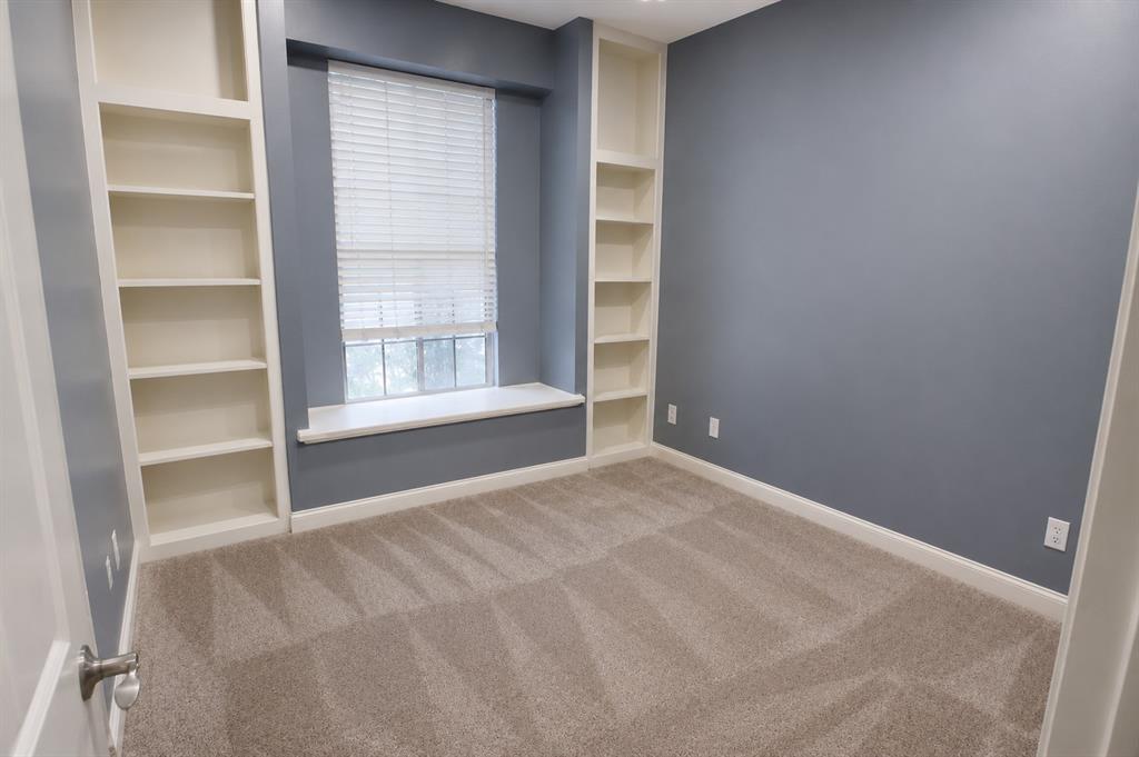 3302 Westgrove Drive Property Photo 23