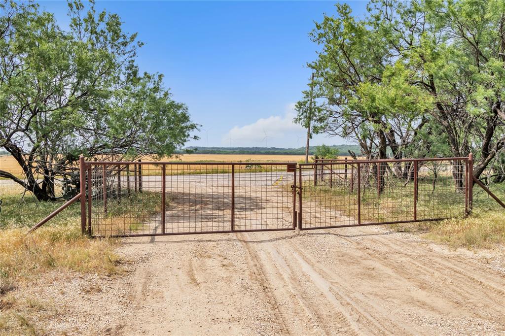 14175 State Highway 6 Property Photo 32