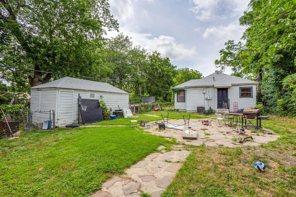 2529 Primrose Avenue Property Photo 5