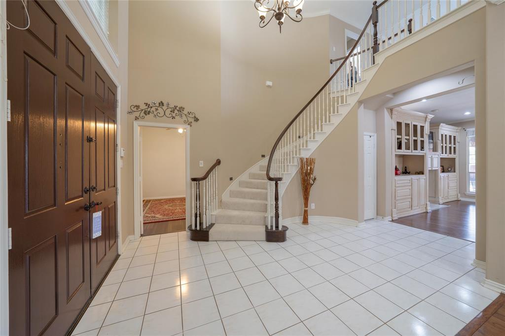 202 Brittany Drive Property Photo 3