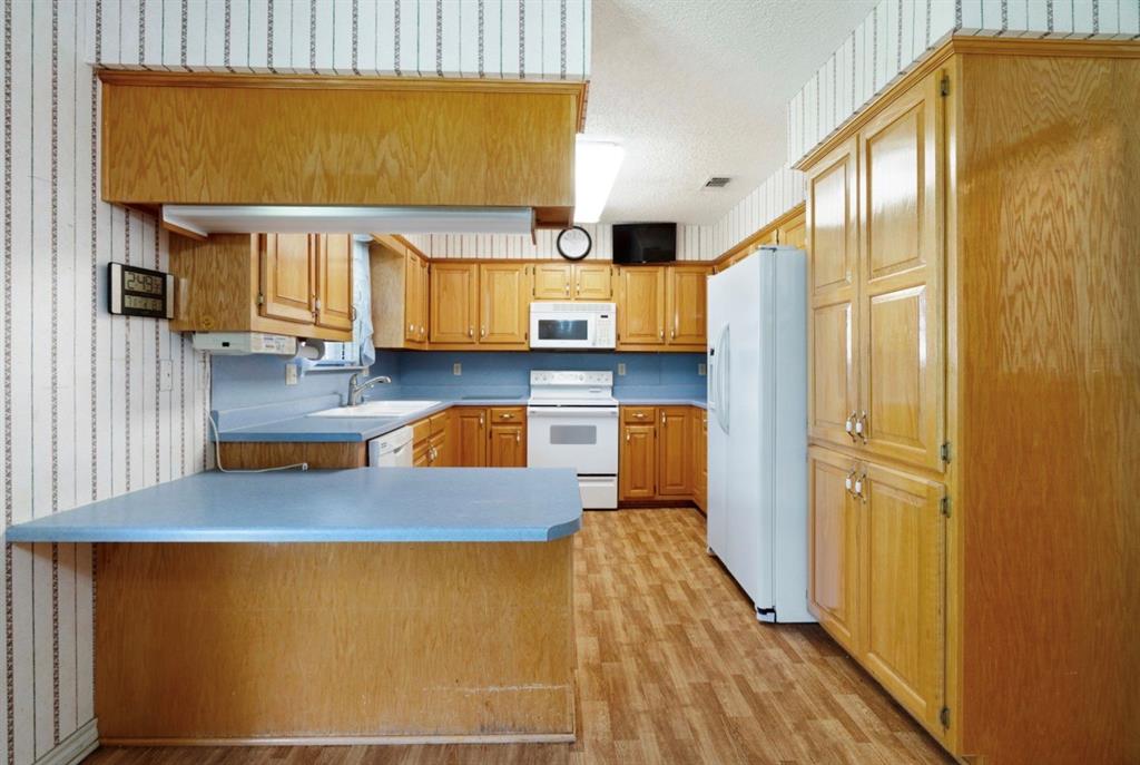 152 County Road 32250 Property Photo 7