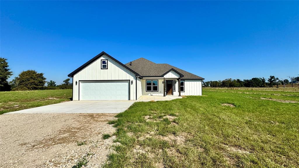 1490 Fm 1256 Property Photo 1