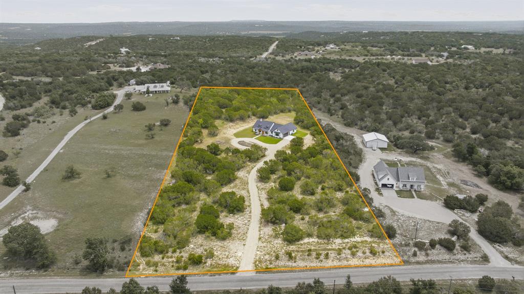 2025 Schooner Way Property Photo 2