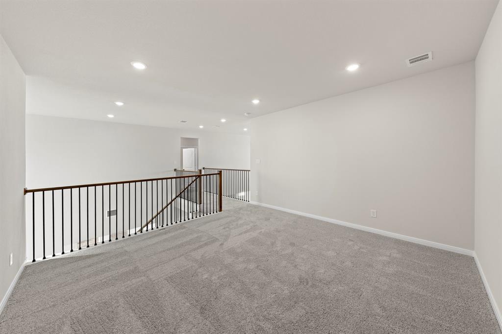 629 Bunchberry Street Property Photo 24