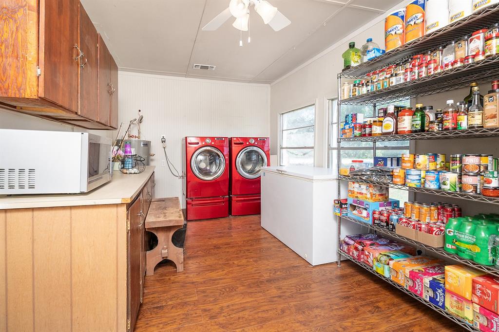 706 S Noyes Avenue Property Photo 11