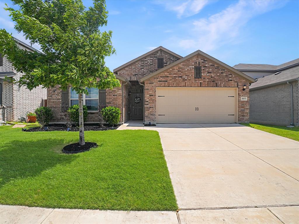 5577 Cherokee Rose Drive Property Photo 1