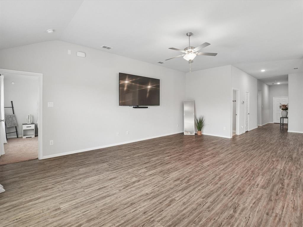 5577 Cherokee Rose Drive Property Photo 9