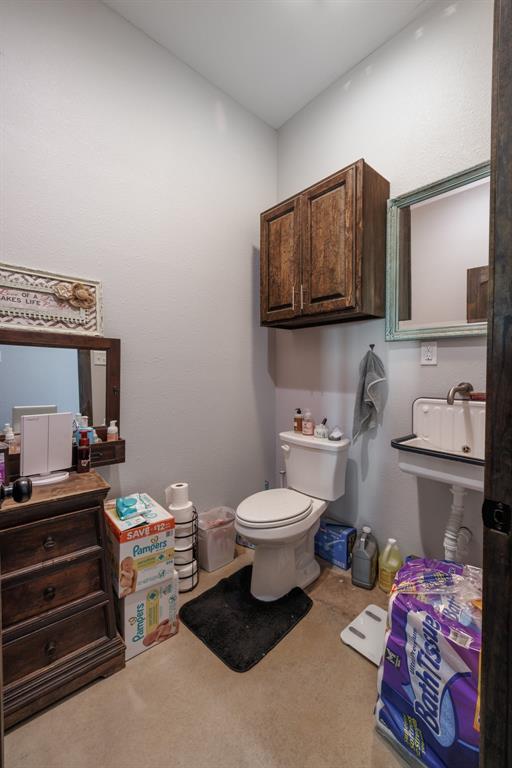 11530 County Road 140 Property Photo 19