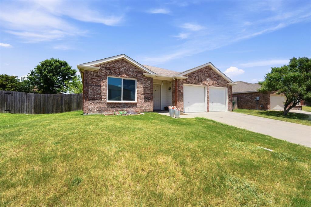 1409 Dundee Drive Property Photo 3