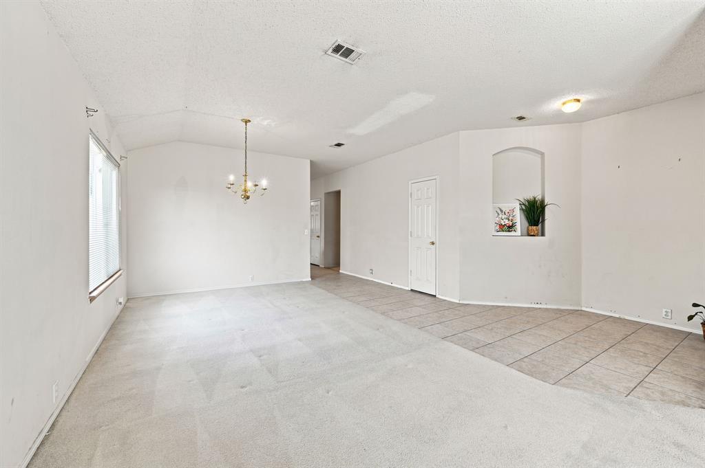 1409 Dundee Drive Property Photo 4