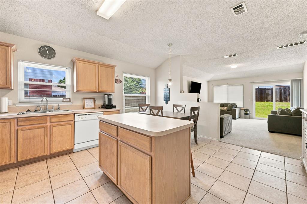 1409 Dundee Drive Property Photo 12