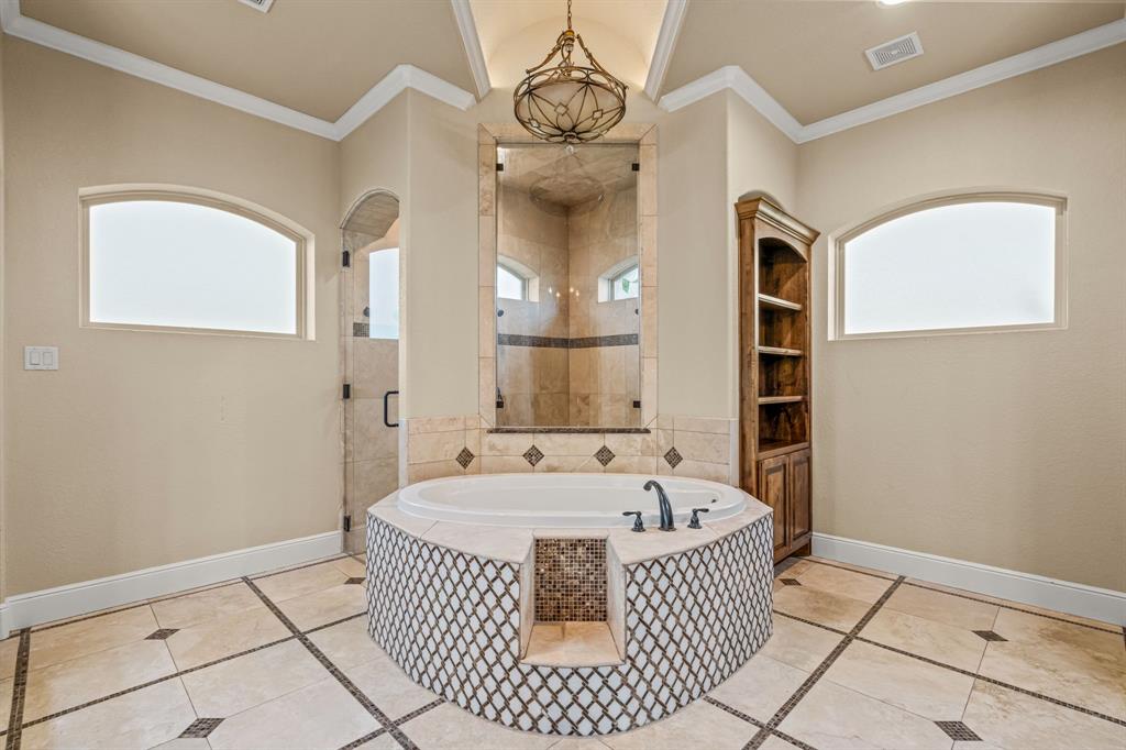 7809 Bella Flora Drive Property Photo 19