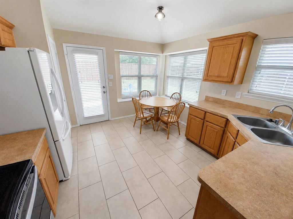 231 Willow Creek Lane Property Photo 2