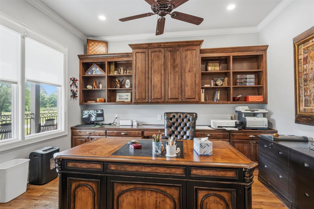 4354 S Fm 2869 Property Photo 5