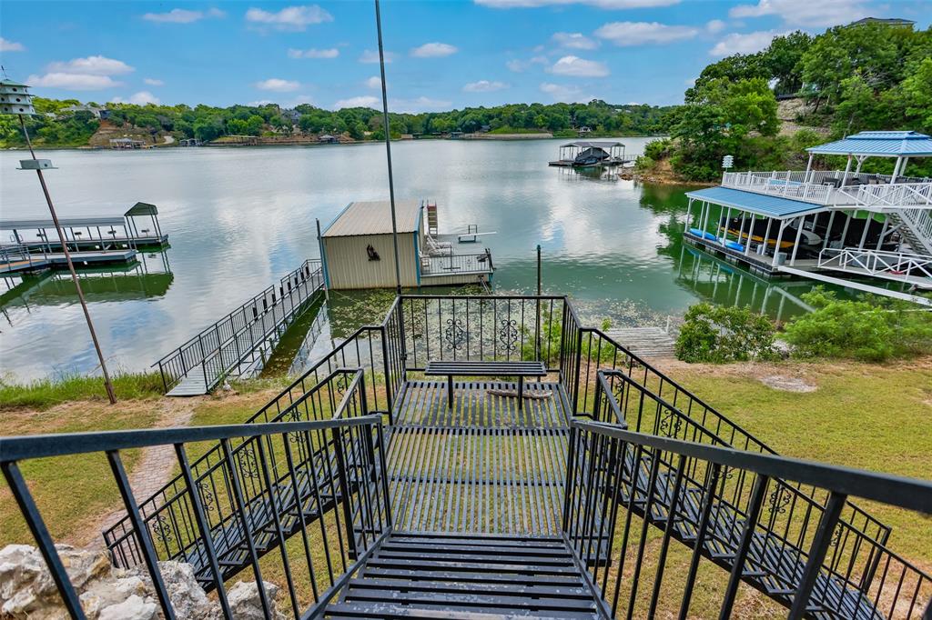 154 Parkview Property Photo 2