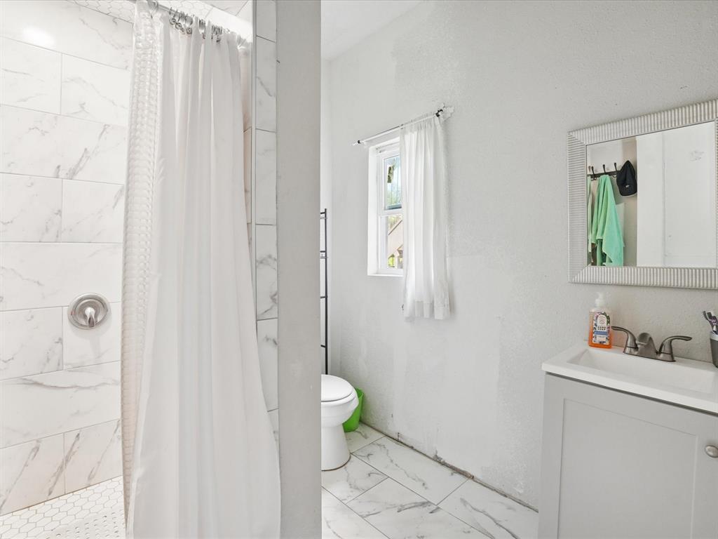 503 E 6th Street Property Photo 19