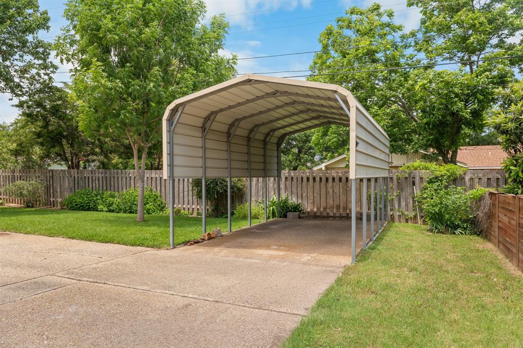 4907 Lake Englewood Drive Property Photo 33