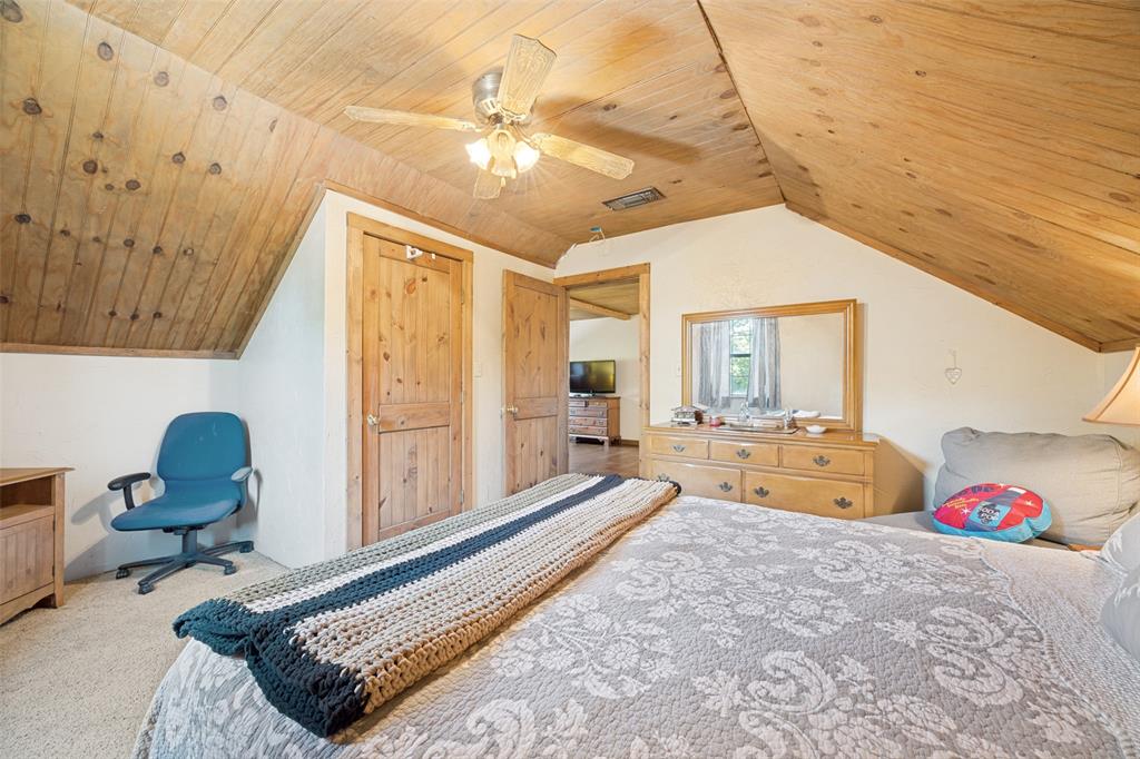 744 County Road 4910 Property Photo 18