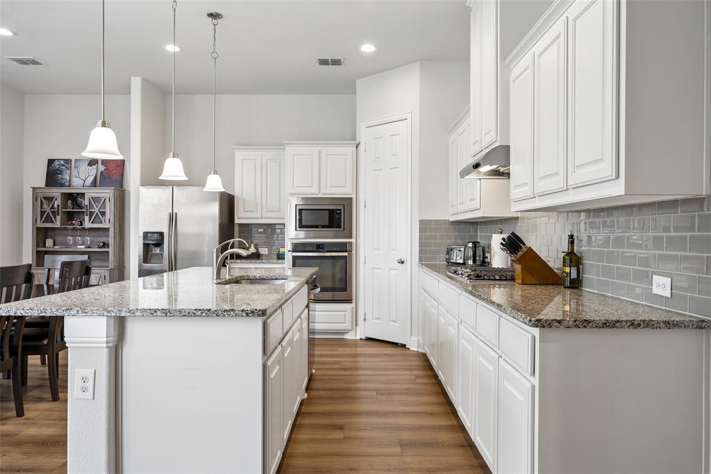 3709 Cliffstone Way Property Photo 10