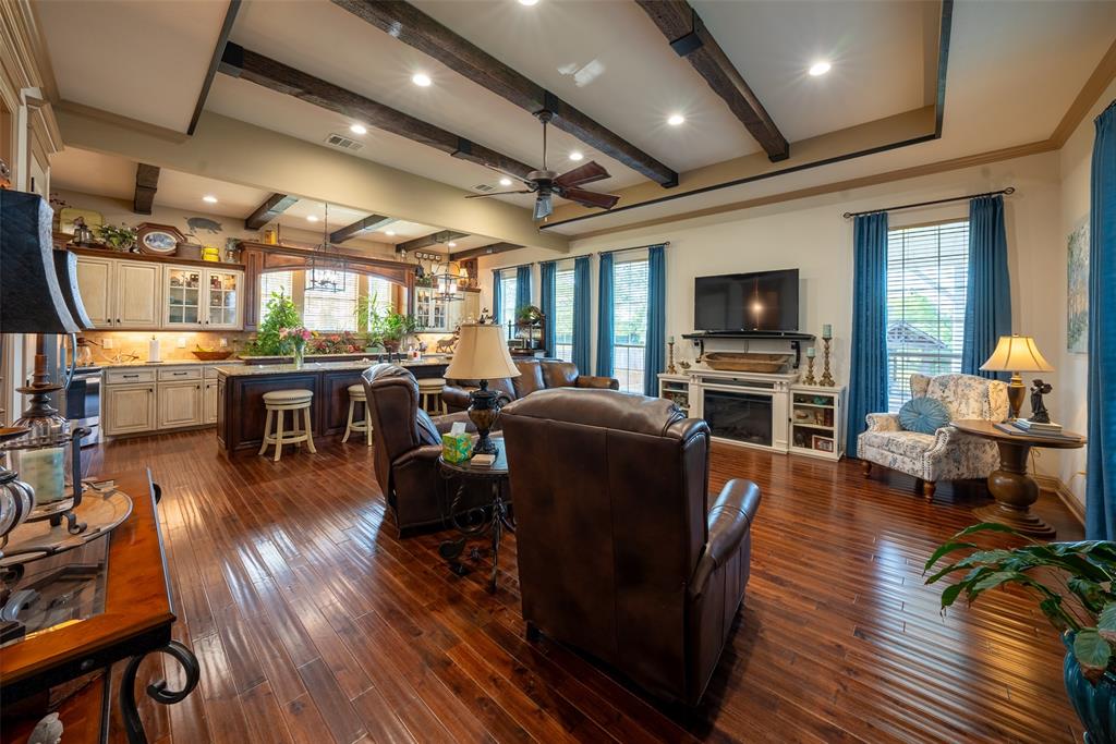 1423 Fm 1653 Property Photo 12