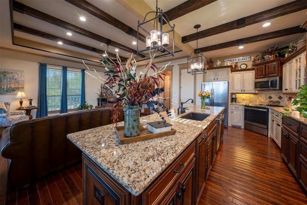 1423 Fm 1653 Property Photo 16