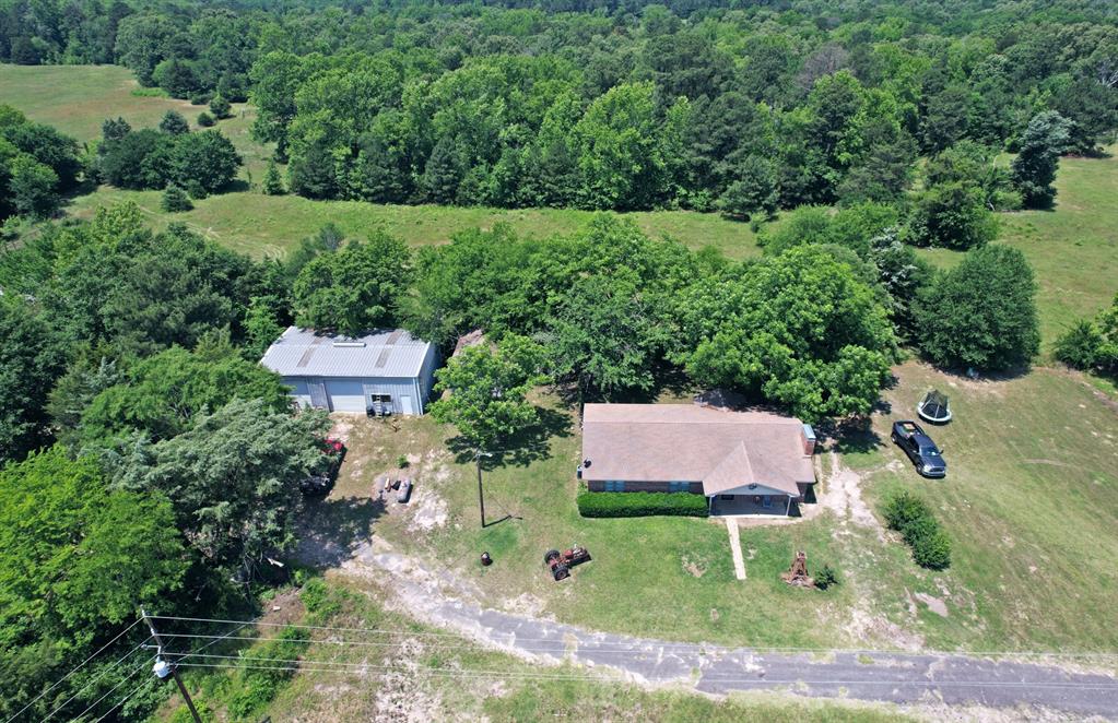 258 County Road 3199 Property Photo 3