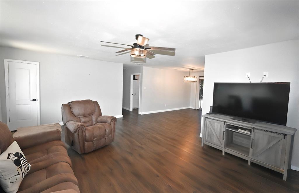 258 County Road 3199 Property Photo 7