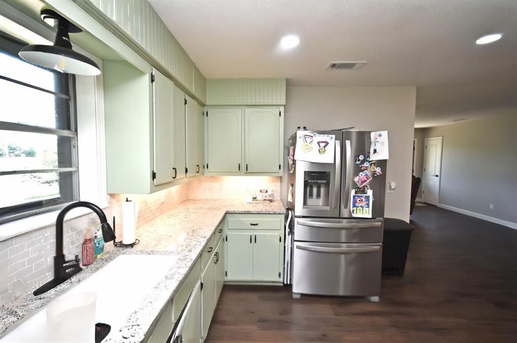 258 County Road 3199 Property Photo 11