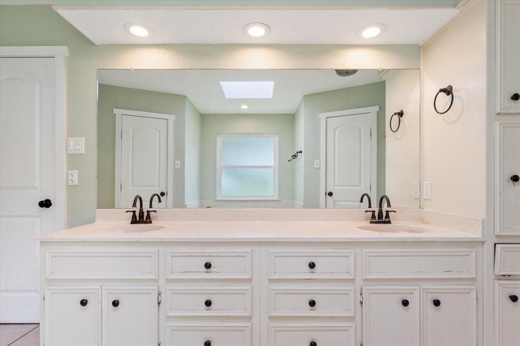 10025 Forest View Drive Property Photo 24